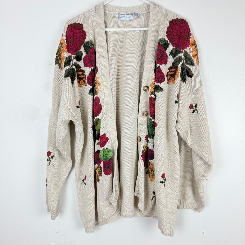 Vintage Maggie Lawrence Floral Knit Cardigan
Oversized Beige Grannycore - Picture 2 of 6